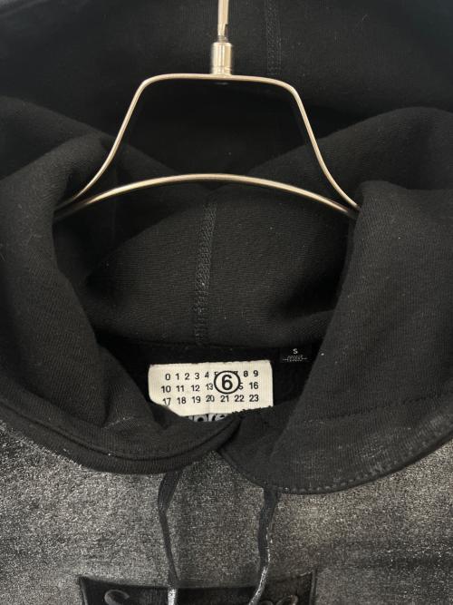 SUPREME（シュプリーム）Supreme MM6 Maison Margiela (エムエムシックスメゾンマルジェラ) Supreme × MM6 Maison Margiela  Foil Box Logo Hooded Sweatshirt ブラック サイズ:Sの古着・服飾アイテム