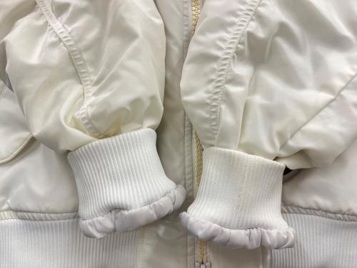 adidas（アディダス）adidas (アディダス) adidas　ロゴ パテッド ボンバー　中綿ジャケット ホワイト サイズ:J Oの古着・服飾アイテム