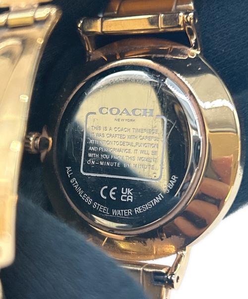 COACH（コーチ）COACH (コーチ) COACH　ペリー　腕時計 ホワイト×ゴールドの古着・服飾アイテム