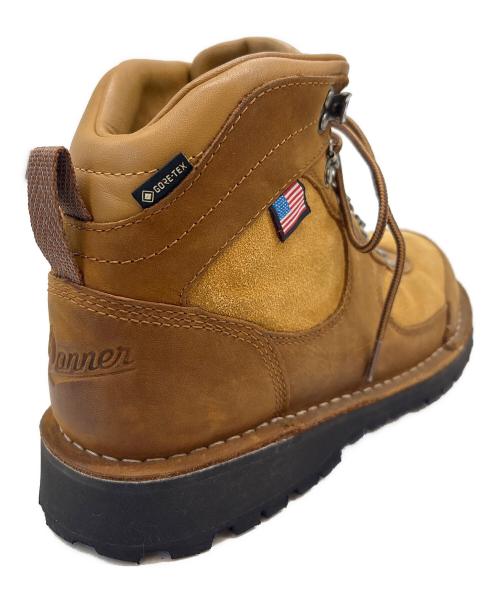 Danner（ダナー）Danner (ダナー) Danner　CASCADE CREST 5　トレッキングブーツ ブラウン サイズ:42の古着・服飾アイテム