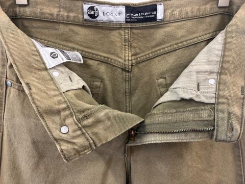 Levi's SILVER TAB（リーバイス シルバータブ）Levi's SILVER TAB (リーバイス シルバータブ) LEVI'S SILVER TAB　デニムパンツ ベージュ サイズ:W28 L30の古着・服飾アイテム