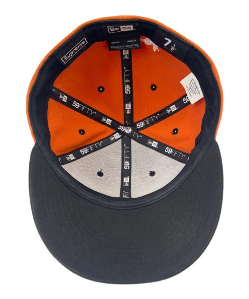 New Era（ニューエラ）New Era (ニューエラ) SUPREME (シュプリーム) New Era × Supreme  21SS GONZ LOGO  キャップ オレンジ×ブラック サイズ:7 1/2 59.6の古着・服飾アイテム