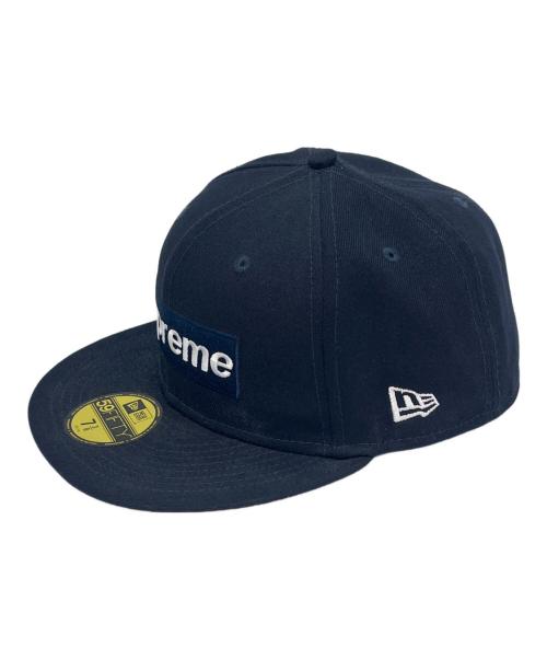 New Era（ニューエラ）New Era (ニューエラ) Supreme (シュプリーム) New Era × Supreme ボックスロゴ OPENING DAY 2021  キャップ ネイビー×ピンク サイズ:7 3/8 58.7の古着・服飾アイテム
