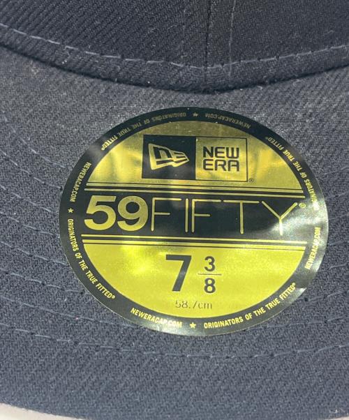 New Era（ニューエラ）New Era (ニューエラ) Supreme (シュプリーム) New Era × Supreme ボックスロゴ OPENING DAY 2021  キャップ ネイビー×ピンク サイズ:7 3/8 58.7の古着・服飾アイテム