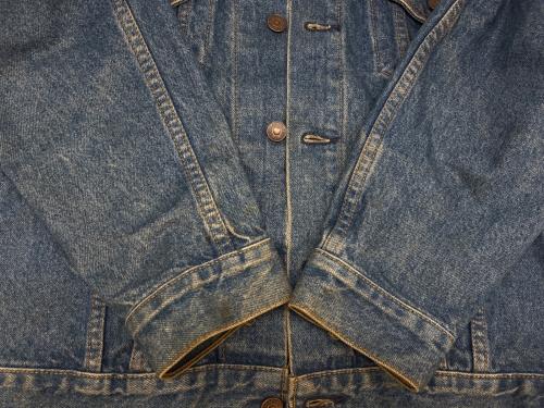 LEVI'S（リーバイス）LEVI'S (リーバイス) LEVI'S　デニムジャケット インディゴ サイズ:42の古着・服飾アイテム