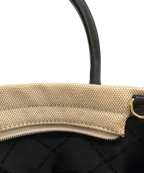MICHAEL KORS（マイケルコース）MICHAEL KORS (マイケルコース) MICHAEL KORS 　2WAYショルダーバッグ アイボリー×ブラックの古着・服飾アイテム