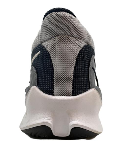 NIKE（ナイキ）NIKE (ナイキ) NIKE　RENEW ELEVATE III　スニーカー ブラック×グレー サイズ:28の古着・服飾アイテム
