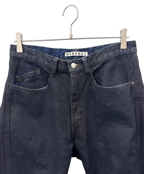 NVRFRGT（ネヴァーフォーゲット）NVRFRGT (ネヴァーフォーゲット) NVRFRGT　COATING 3D TWISTED LEG JEANS　ジーンズ インディゴ サイズ:1の古着・服飾アイテム