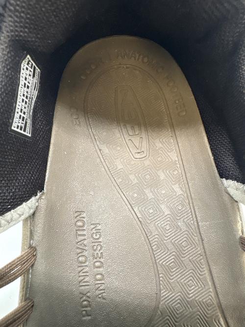 KEEN（キーン）KEEN (キーン) KEEN　UNEEK SNK　スニーカー ブラウン サイズ:26.5の古着・服飾アイテム