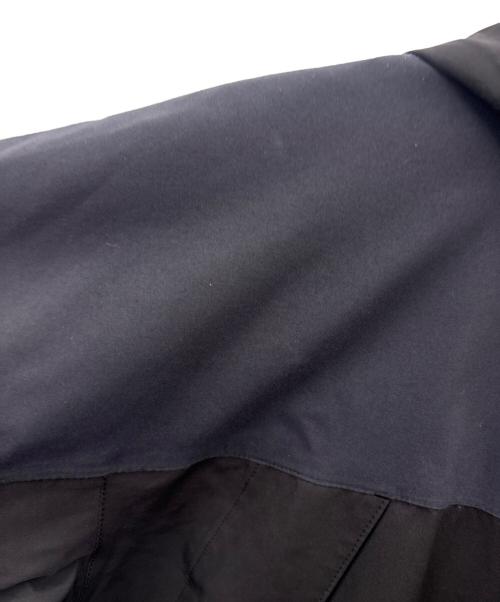 THE NORTH FACE（ザ ノース フェイス）THE NORTH FACE (ザ ノース フェイス) THE NORTH FACE　マウンテンジャケット ネイビー×ブラック サイズ:Lの古着・服飾アイテム