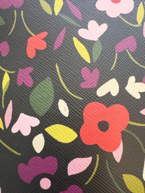 Kate Spade（ケイトスペード）Kate Spade (ケイトスペード) Kate Spade　Laurel Way Boho Floral Medium Dally　トートバッグ ブラック×ピンクの古着・服飾アイテム
