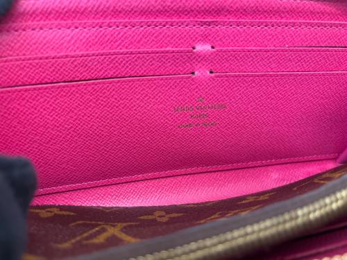 LOUIS VUITTON（ルイ ヴィトン）LOUIS VUITTON (ルイ ヴィトン) LOUIS VUITTON　モノグラム　ポルトフォイユ・クレマンス　長財布の古着・服飾アイテム