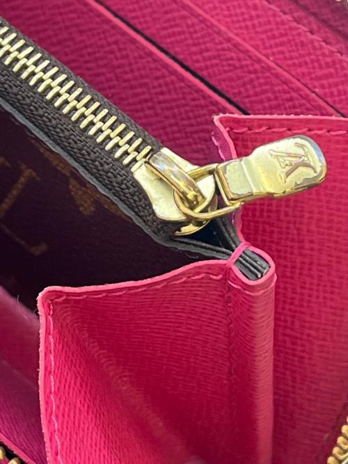 LOUIS VUITTON（ルイ ヴィトン）LOUIS VUITTON (ルイ ヴィトン) LOUIS VUITTON　モノグラム　ポルトフォイユ・クレマンス　長財布の古着・服飾アイテム