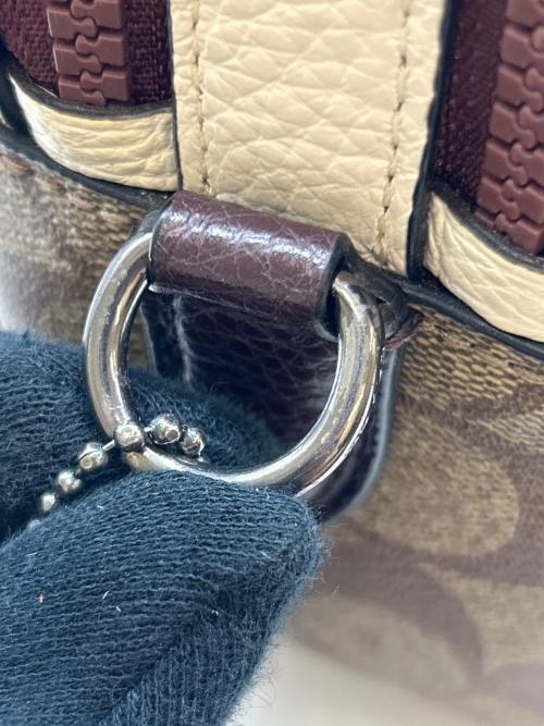COACH（コーチ）COACH (コーチ) DISNEY (ディズニー) COACH　Disney　シグネチャー　ショルダーバッグ ホワイト×ブラウンの古着・服飾アイテム