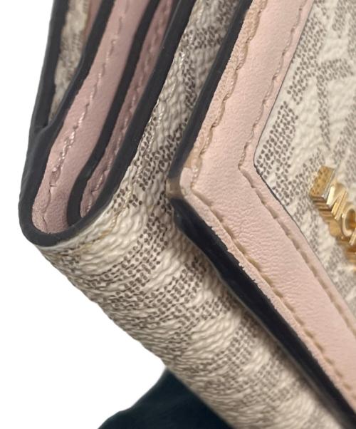 MICHAEL KORS（マイケルコース）MICHAEL KORS (マイケルコース) MICHAEL KORS 　3つ折り財布 ベージュ×ピンクの古着・服飾アイテム