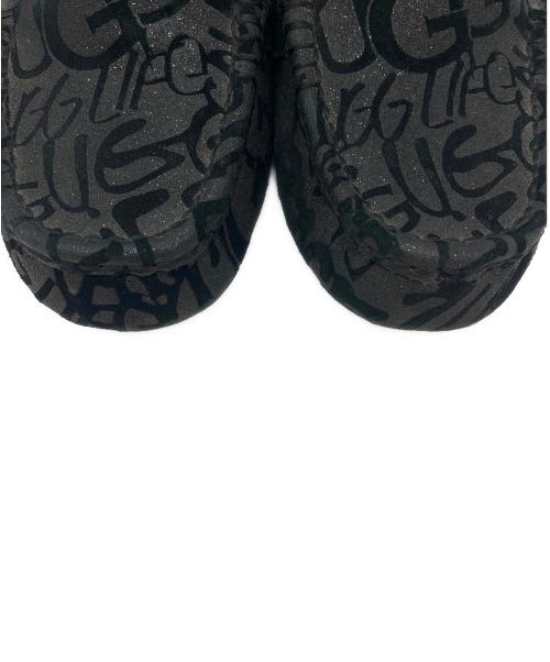 UGG（アグ）UGG (アグ) UGG  ANSLEY  スパークル グラフィティ  モカシンシューズ グレー サイズ:24の古着・服飾アイテム