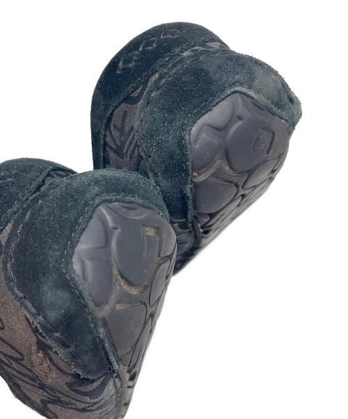 UGG（アグ）UGG (アグ) UGG  ANSLEY  スパークル グラフィティ  モカシンシューズ グレー サイズ:24の古着・服飾アイテム