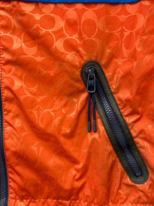 COACH（コーチ）COACH (コーチ) COACH　マウンテンパーカー ブルー×オレンジ サイズ:46の古着・服飾アイテム