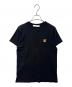 maison kitsune（メゾンキツネ）の古着「MAISON KITSUNE　フォックスヘッドパッチクラシック Tシャツ」｜ブラック