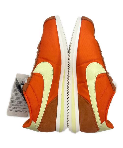 NIKE（ナイキ）NIKE (ナイキ) NIKE　WMNS CORTEZ TXT　ローカットスニーカー オレンジ サイズ:26.5の古着・服飾アイテム