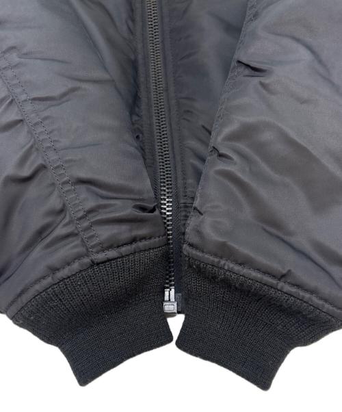 AVIREX（アヴィレックス）AVIREX (アヴィレックス) AVIREX COMMERCIAL LOGO MA-1  MA-1中綿ジャケット ブラック×オレンジ サイズ:LARGEの古着・服飾アイテム