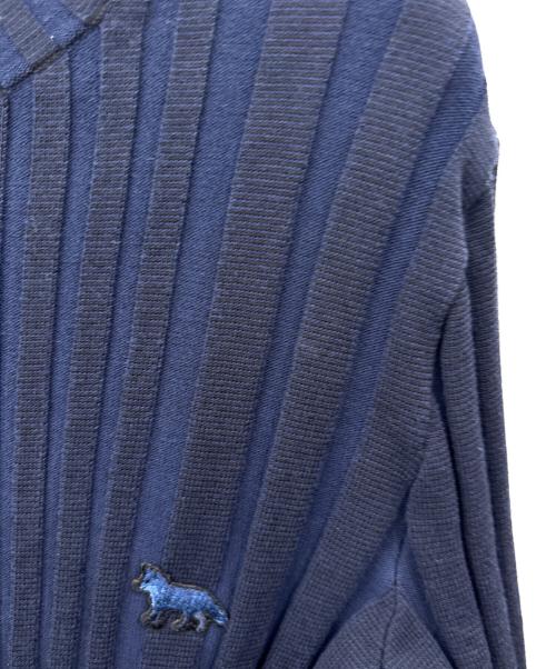 maison kitsune（メゾンキツネ）maison kitsune (メゾンキツネ) MAISON KITSUNE　リブニットセーター ネイビー サイズ:Mの古着・服飾アイテム