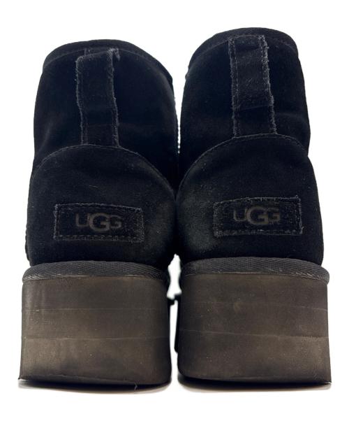UGG（アグ）UGG (アグ) UGG　Classic Mini Platform　ムートンブーツ ブラック サイズ:25の古着・服飾アイテム