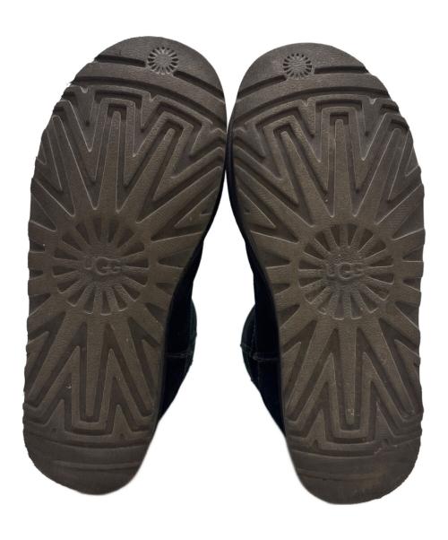 UGG（アグ）UGG (アグ) UGG　Classic Mini Platform　ムートンブーツ ブラック サイズ:25の古着・服飾アイテム