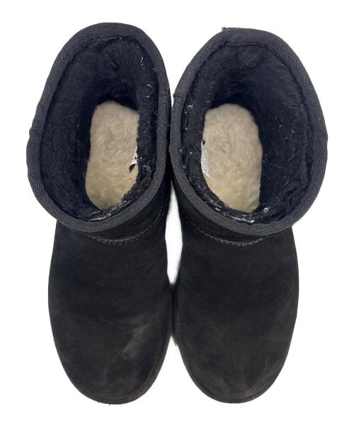 UGG（アグ）UGG (アグ) UGG　Classic Mini Platform　ムートンブーツ ブラック サイズ:25の古着・服飾アイテム