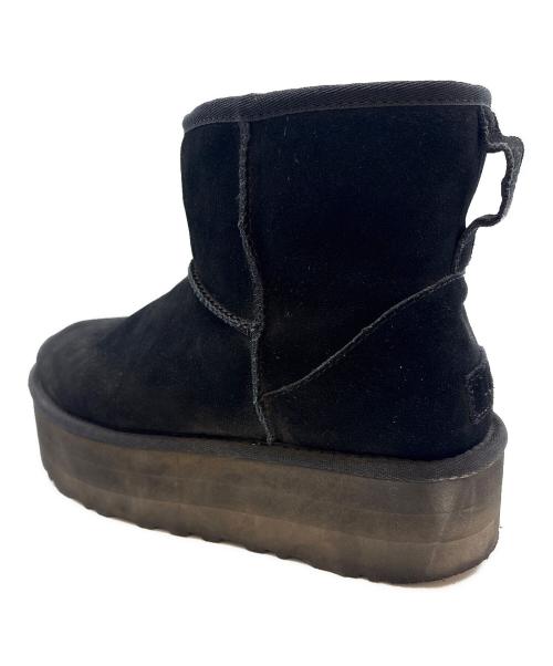 UGG（アグ）UGG (アグ) UGG　Classic Mini Platform　ムートンブーツ ブラック サイズ:25の古着・服飾アイテム