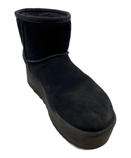 UGG（アグ）UGG (アグ) UGG　Classic Mini Platform　ムートンブーツ ブラック サイズ:25の古着・服飾アイテム