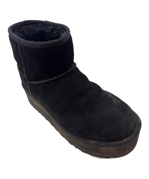 UGG（アグ）UGG (アグ) UGG　Classic Mini Platform　ムートンブーツ ブラック サイズ:25の古着・服飾アイテム