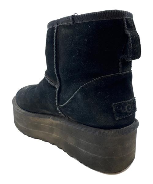 UGG（アグ）UGG (アグ) UGG　Classic Mini Platform　ムートンブーツ ブラック サイズ:25の古着・服飾アイテム