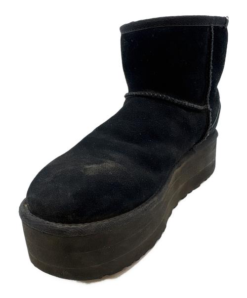 UGG（アグ）UGG (アグ) UGG　Classic Mini Platform　ムートンブーツ ブラック サイズ:25の古着・服飾アイテム