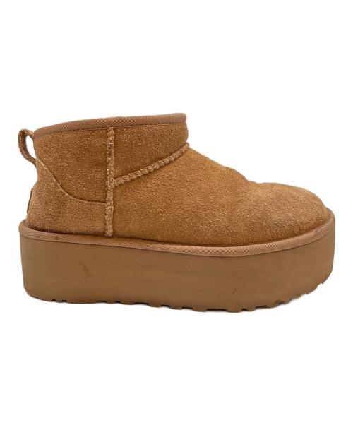 UGG（アグ）UGG (アグ) UGG　Classic Ultra Mini Platform　ムートンブーツ ベージュ サイズ:24の古着・服飾アイテム
