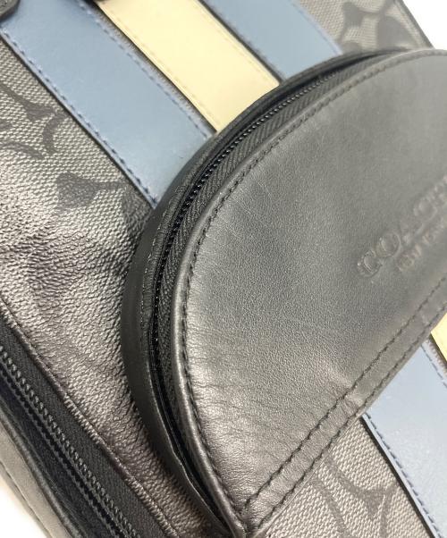 COACH（コーチ）COACH (コーチ) COACH  シグネチャー　スリングバッグ ブラック×ネイビーの古着・服飾アイテム