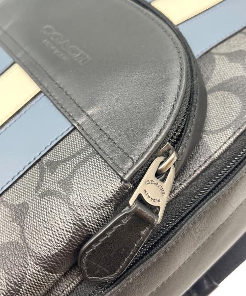 COACH（コーチ）COACH (コーチ) COACH  シグネチャー　スリングバッグ ブラック×ネイビーの古着・服飾アイテム