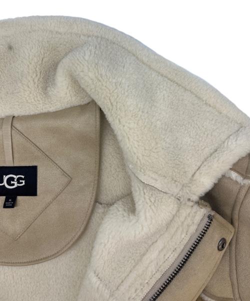 UGG（アグ）UGG (アグ) UGG　セイデンラックスフラッフジャケット ベージュ×ホワイト サイズ:XLの古着・服飾アイテム