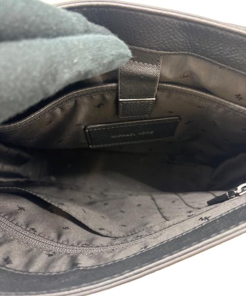 MICHAEL KORS（マイケルコース）MICHAEL KORS (マイケルコース) MICHAEL KORS　ショルダーバッグ ブラックの古着・服飾アイテム