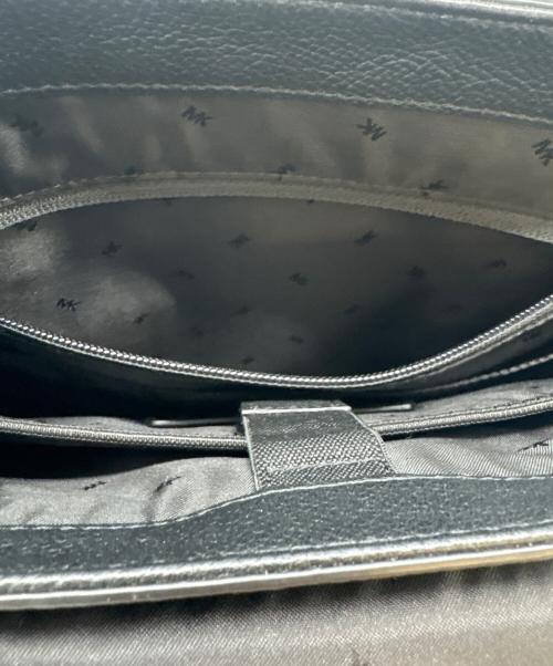 MICHAEL KORS（マイケルコース）MICHAEL KORS (マイケルコース) MICHAEL KORS　ショルダーバッグ ブラックの古着・服飾アイテム