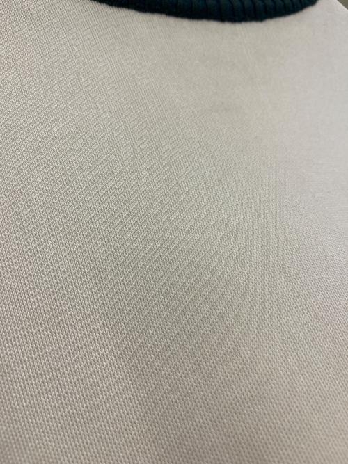 UNITED TOKYO（ユナイテッドトーキョー）UNITED TOKYO (ユナイテッドトーキョー) UNITED TOKYO　薄手ニット ベージュ×グリーン サイズ:FREEの古着・服飾アイテム