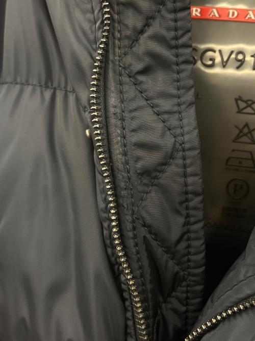 PRADA（プラダ）PRADA (プラダ) PRADA  ダウンジャケット ネイビー サイズ:46の古着・服飾アイテム