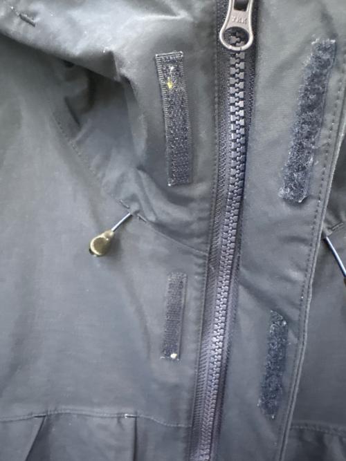 HELLY HANSEN（ヘリーハンセン）HELLY HANSEN (ヘリーハンセン) HELLY HANSEN　スカンザライトジャケット　マウンテンパーカー ネイビー サイズ:Lの古着・服飾アイテム