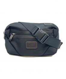 TUMI（トゥミ）の古着「TUMI　ボディーバッグ」｜ブラック