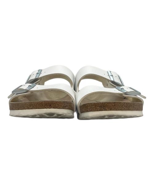 BIRKENSTOCK（ビルケンシュトック）BIRKENSTOCK (ビルケンシュトック) BIRKENSTOCK　サンダル ホワイト サイズ:27.0の古着・服飾アイテム