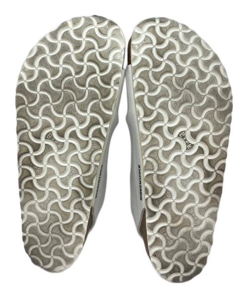 BIRKENSTOCK（ビルケンシュトック）BIRKENSTOCK (ビルケンシュトック) BIRKENSTOCK　サンダル ホワイト サイズ:27.0の古着・服飾アイテム