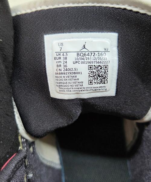 NIKE（ナイキ）NIKE (ナイキ) NIKE　Women's Air Jordan 1 Mid　ミッドカットスニーカー レッド×ホワイト サイズ:24の古着・服飾アイテム