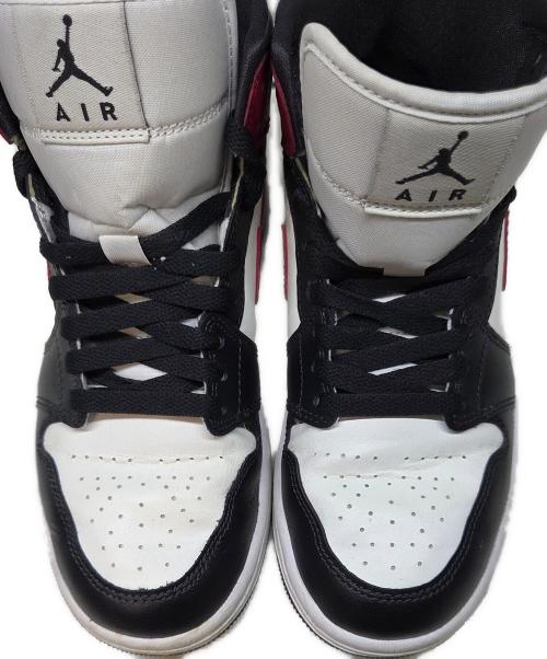 NIKE（ナイキ）NIKE (ナイキ) NIKE　Women's Air Jordan 1 Mid　ミッドカットスニーカー レッド×ホワイト サイズ:24の古着・服飾アイテム