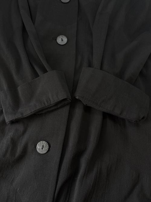 慈雨（ジウ）慈雨 (ジウ) 慈雨　長袖ワンピース ブラック サイズ:40の古着・服飾アイテム