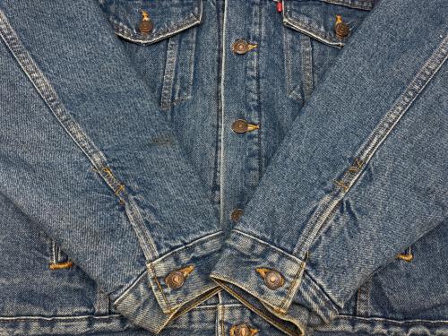 LEVI'S（リーバイス）LEVI'S (リーバイス) LEVI'S　デニムジャケット インディゴ サイズ:40の古着・服飾アイテム